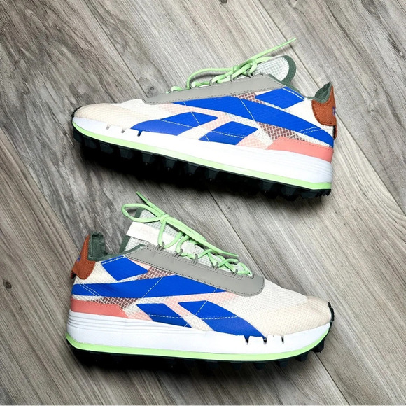 NWOT Reebok Legacy 83 Sneakers - Picture 3 of 7